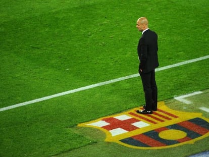 Guardiola, pensativo en la banda ante el Chelsea.