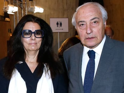 Françoise Bettencourt Meyers y su marido, Jean-Pierre Meyers, en unos premios de L'Oréal celebrados en París en marzo de 2018.