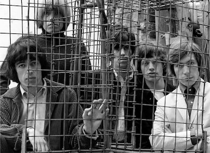 Retrato de The Rolling Stones realizado en 1965 en Londres por Gered Mankowitz.