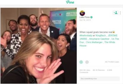 Michele Obama, una más en el 'selfie'.