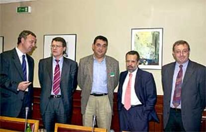 De izquierda a derecha, Caldera, Sevilla, Ferrer, Marugán y Bangueses, ayer en el Congreso.