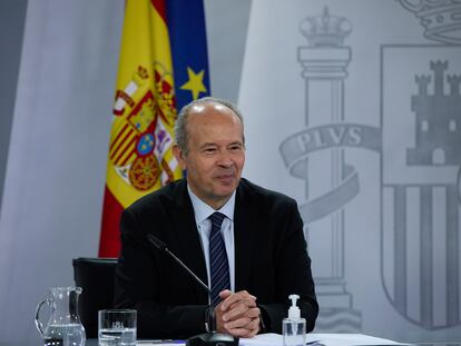 El ministro de Justicia, Juan Carlos Campo, durante una rueda de prensa, este martes 20 en el Palacio de la Moncloa.