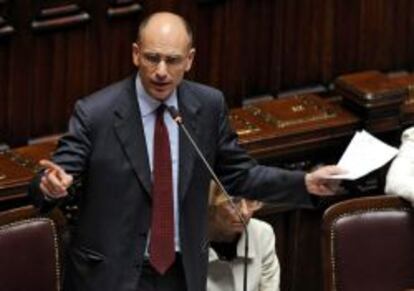 El nuevo primer ministro italiano, Enrico Letta, hoy durante la votaci&oacute;n en el Parlamento.