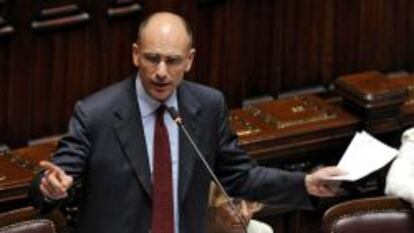 El nuevo primer ministro italiano, Enrico Letta, hoy durante la votaci&oacute;n en el Parlamento.