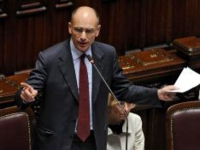 El nuevo primer ministro italiano, Enrico Letta, hoy durante la votaci&oacute;n en el Parlamento.