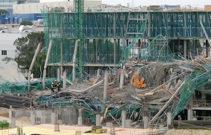 Estado en el que quedaron las obras de edificio de Alcobendas tras el derrumbe, el 13 de julio de 2006.
