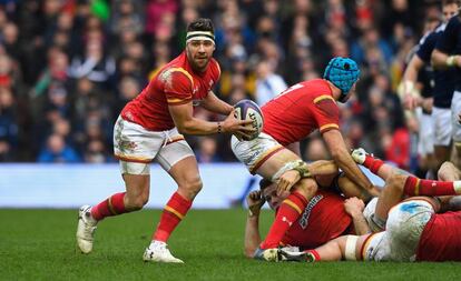 El gal&eacute;s Rhys Webb, en el partido contra Escocia.