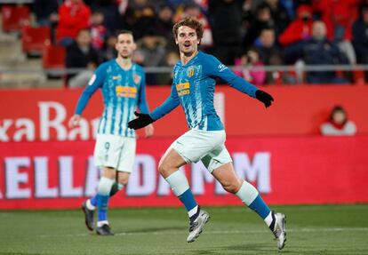 Griezmann celebra el primer gol del Atlético ante el Girona.