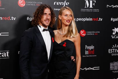 Carles Puyol y Vanesa Lorenzo en la gala contra el sida.