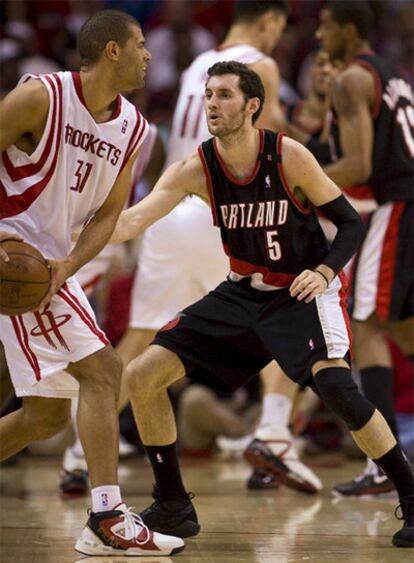 El jugador de los Portland Trail Blazers Rudy Fernández, durante un momento del encuentro.