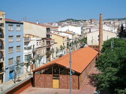 La Nau Gaudí acull obres de la col·lecció d’art de Lluís Bassat, dedicada a l’art català de la segona meitat del segle XX.