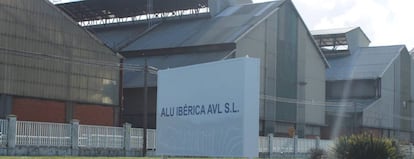 Fabrica de Alu Ibérica en Avilés (Asturias).