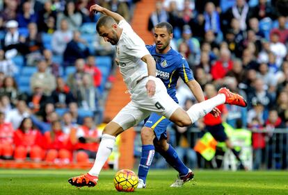 El jugador del Real Madrid Benzema momentos antes del segundo gol.