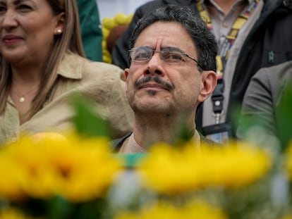 Iván Cepeda encabeza los ocho candidatos presidenciales que mantienen en secreto sus finanzas