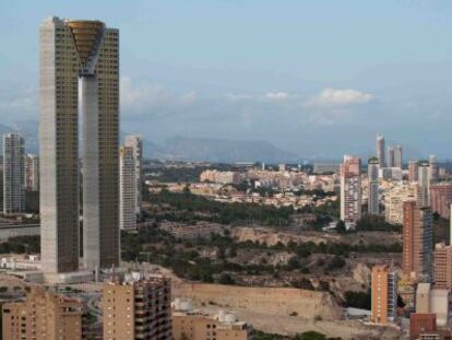 El juez pone en venta el 'In Tempo' el mayor rascacielos residencial de España