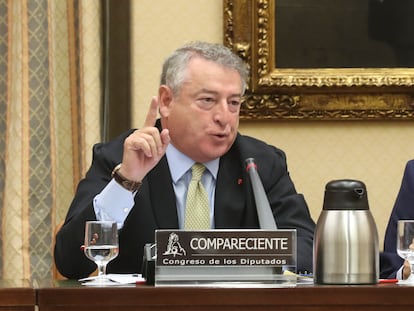 José Antonio Sánchez comparece en la comisión de control parlamentario de RTVE en junio de 2018.