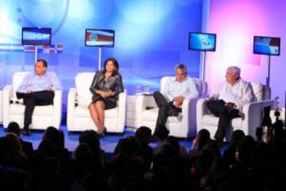 Los presidentes de Honduras, Porfirio Lobo; Costa Rica, Laura Chinchilla; Guatemala, Otto Pérez; y Panamá, Ricardo Martinelli, asisten a la XXXIX Cumbre del Sistema de la Integración Centroamericana (Sica), en Tegucigalpa (Honduras).