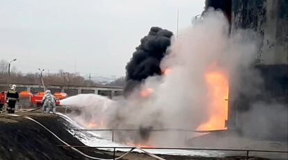 An oil depot burns after an alleged Ukrainian airstrike in the city of Belgorod, Russia on April 1.
