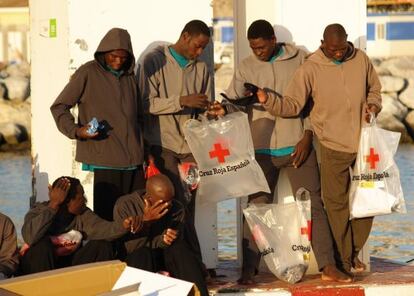 Un grupo de inmigrantes, en Ceuta.