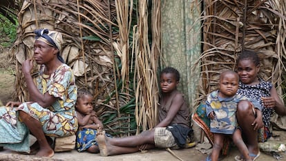 Indígenas bakas, Messok Dja, República Democrática del Congo.