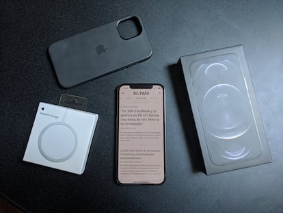 Contenido de la caja del iPhone 12