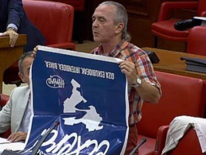 Sabino Cuadra, en octubre de 2013, durante su intervención en la comisión del Pacto de Toledo, en el Congreso.