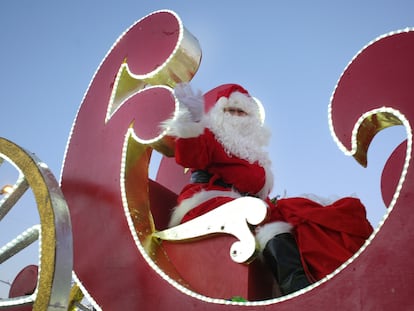 La localidad granadina de Otura celebra el 21 de diciembre la única Cabalgata de Mamá Noel de España.