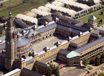 La universidad laboral de Gijón y los nuevos espacios dedicados al arte digital.