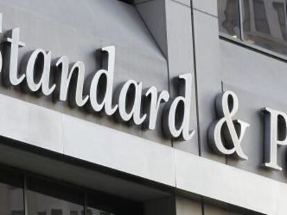 S&P pagará una multa millonaria por ser el origen de la crisis