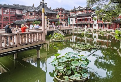 Fins a la posició 18 d'aquest llistat no hi ha rastre d'una urbs asiàtica. El jardí Yuyuan, del segle XVI, situat al nord de Xangai, és un dels llocs més populars de la Xina i la zona més fotografiada de la ciutat. En total, dues hectàrees que reflecteixen l'estil clàssic a imatge dels jardins imperials, amb pavellons i estanys.