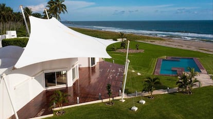 La casa en Playa Espíritu (Sinaloa) que perteneció al exgobernador Antonio Toledo Corro.