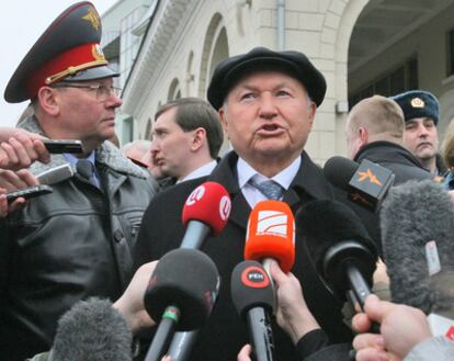 El alcalde de Moscú, Yuri Luzhkov, en una fotografía de archivo.