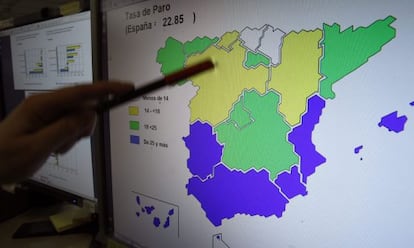 Gr&aacute;ficos incluidos en el informe de la Encuesta de Poblaci&oacute;n Activa del INE.