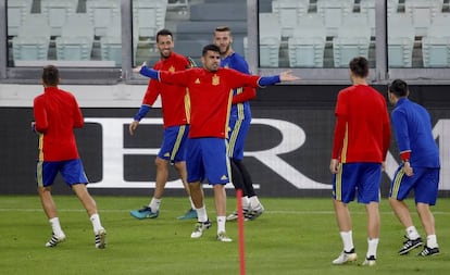 La selección entrena antes del partido de clasificación del Mundial 2018.