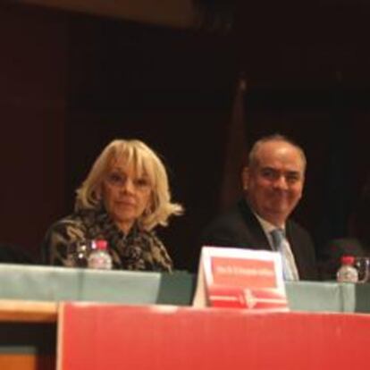 Fernando de Rosa, vicepresidente del CGPJ; Teófila Martínez, alcaldesa de Cádiz; Alfonso Candau, decano de los registradores, y Joaquín Rodríguez, director general de Registros y Notariado.