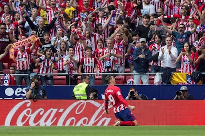 Fernando Torres, celebra un gol.