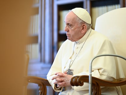 El papa Francisco durante una audiencia en mayo de 2021, en el Vaticano.