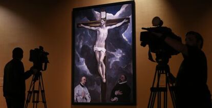 &#039;Cristo crucificado con dos donantes&#039;, de El Greco, en el Museo de Santa Cruz de Toledo. 