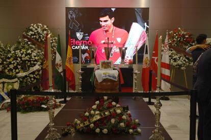 Capilla ardiente de José Antonio Reyes en el estadio Ramón Sánchez-Pizjuán.