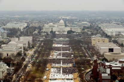 Vista geral do Capitólio, em Washington, durante a cerimônia de nomeação de Donald Trump como presidente dos EUA, em 20 de janeiro de 2017.