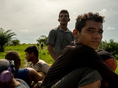 Jóvenes venezolanos que han cruzado la frontera.