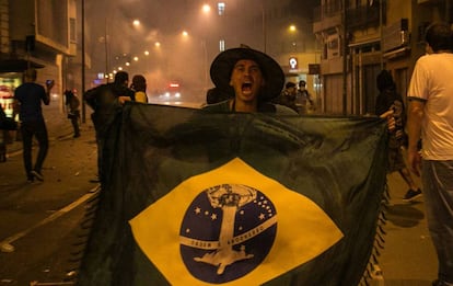 Protestos no centro do Rio de Janeiro contra o aumento da tarifa do transporte, em janeiro de 2016