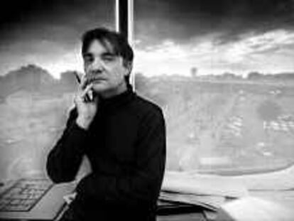 B 32346 (26/ENE/00) -COLOR-QUIM ESPAÑOL. REGIDOR DE URBANISMO . -FOTO: SILVIA T.COLMENERO.