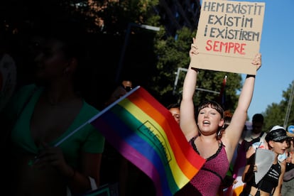 Una participante en la tradicional Marcha del Orgullo, este sábado, en el último día del Pride Barcelona 2023.