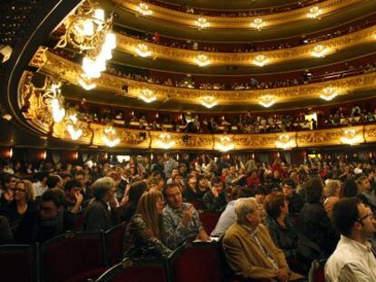 El Teatro del Liceo durante un d&iacute;a de funci&oacute;n.