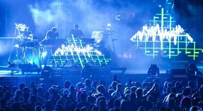 Actuación del grupo Orbial en la última edición del festival Creamfields en el circuito de Jerez (Cádiz).