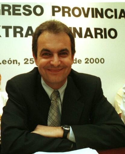 Zapatero, el 25 de junio de 2000, cuando presentó su candidatura a las primarias en León.