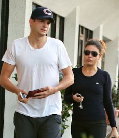 Ashton Kutcher y Mila Kunis, la semana pasada.