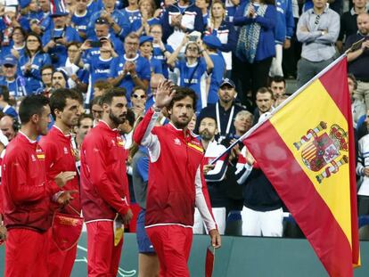 Bruguera, Carreño, Bautista, Ramos, Granollers y Feliciano, en el estadio Pierre Mauroy de Lille.