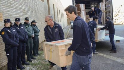 Traslado de las obras de Sijena el pasado día 11. Javier Martín